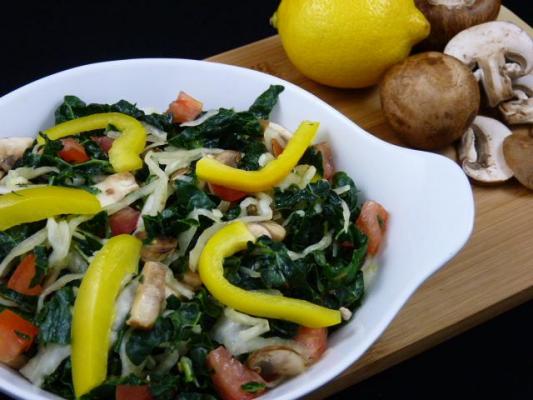 Kale-Salad-with-Mushrooms-and-Sauerkraut-wpcf_533x400.jpg