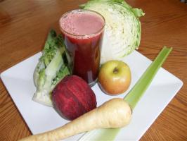 Raw Food Recipe: Invigorating Morning Juice