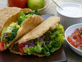 Raw Food Recipe: Raw Tacos with Cashew Cream