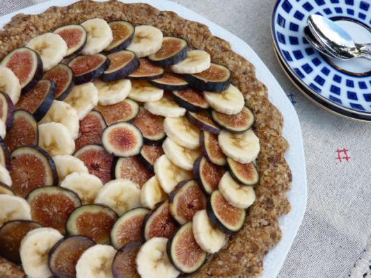 Raw Food Recipe: Banana Fig Tart