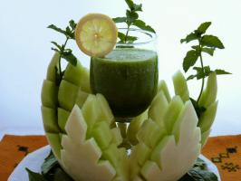 Raw Food Recipe: Honeydew Mint Julep