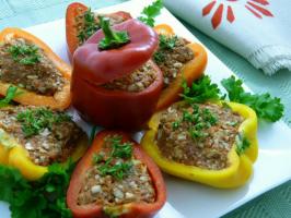 Raw Food Recipe: Stuffed Mini Peppers