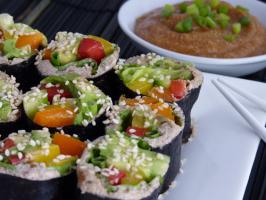 Raw Food Recipe: Raw Vegan Sushi with Spicy Mustard Sauce