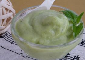 Raw Food Recipe: Soft Serve Banana Ice Cream