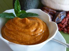 Raw Food Recipe: Goji Boost Pudding