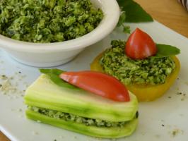 Raw Food Recipe: Green Summer Pesto