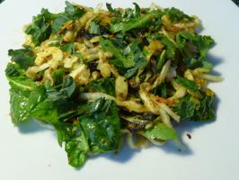 Raw Food Recipe: Greens and Cabbage Salad