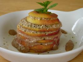 Raw Food Recipe: Banana Cream Apple Stacks
